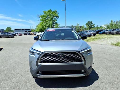 Sonic Silver 2025 Toyota Corolla Cross XLE