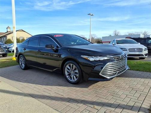 2020 Toyota Avalon XLE