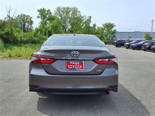 2022 Toyota Camry LE