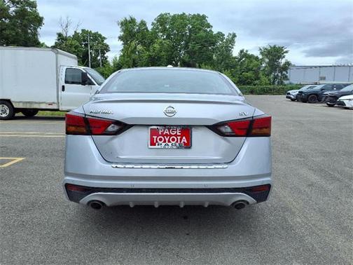 2022 Nissan Altima 2.5 SV