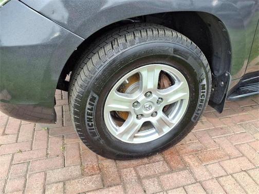 2011 Toyota Land Cruiser Base