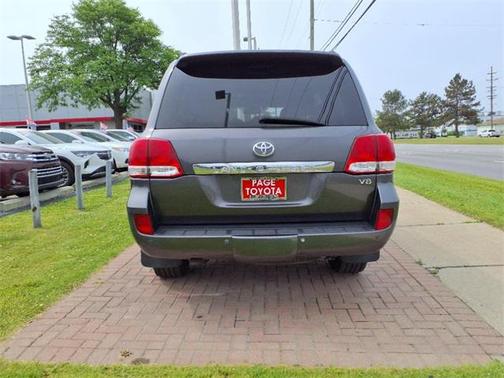 2011 Toyota Land Cruiser Base