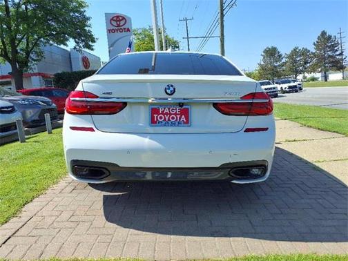 2019 BMW 740 740i xDrive