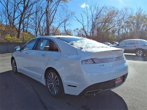 2017 Lincoln MKZ Base