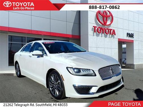 2017 Lincoln MKZ Base