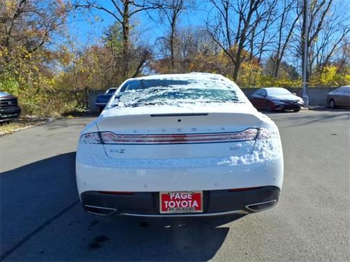 2017 Lincoln MKZ Base