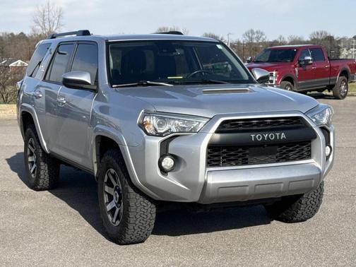 2020 Toyota 4Runner TRD OFF ROAD