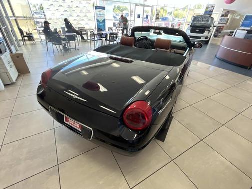 2003 Ford Thunderbird Deluxe