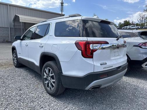 2023 GMC Acadia FWD SLT