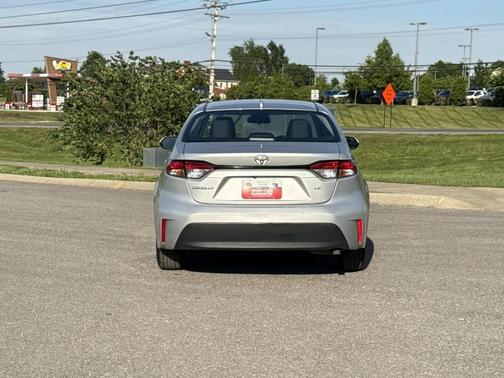 Classic Silver Metallic 2024 Toyota Corolla LE