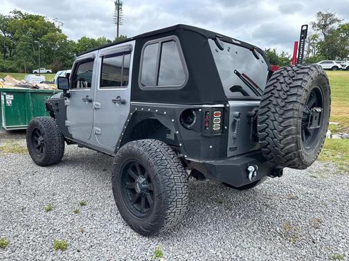 2013 Jeep Wrangler Unlimited Sahara