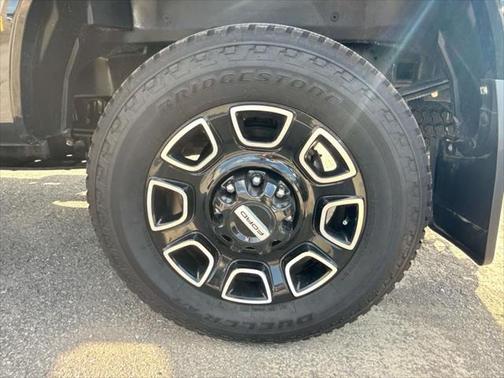 2025 Ford F-250 Platinum