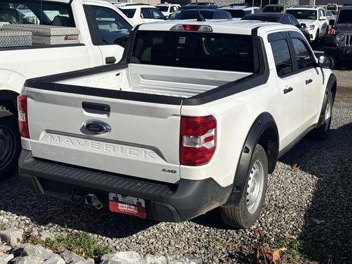 2022 Ford Maverick XL