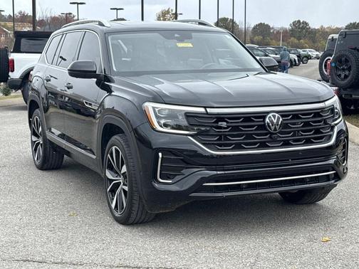 2024 Volkswagen Atlas 2.0T SEL Premium R-Line 4MOTION