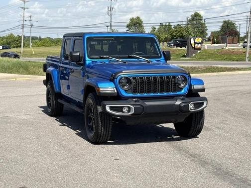 Hydro Blue Pearlcoat 2024 Jeep Gladiator SPORT