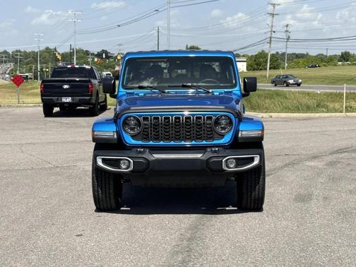 Hydro Blue Pearlcoat 2024 Jeep Gladiator SPORT