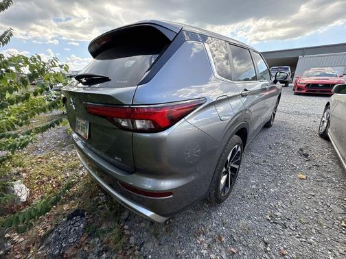 2024 Mitsubishi Outlander 