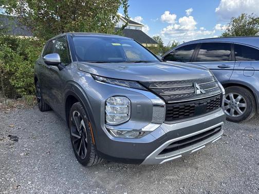 2024 Mitsubishi Outlander 