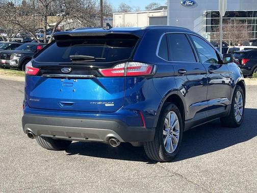 2020 Ford Edge Titanium