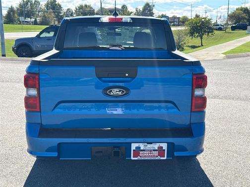2025 Ford Maverick Lobo Standard