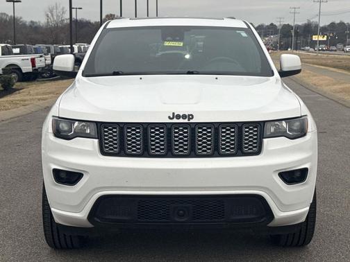 2021 Jeep Grand Cherokee Laredo