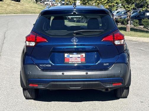 2020 Nissan Kicks SR
