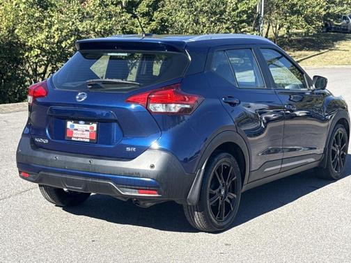 2020 Nissan Kicks SR