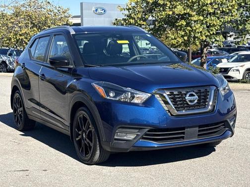 2020 Nissan Kicks SR