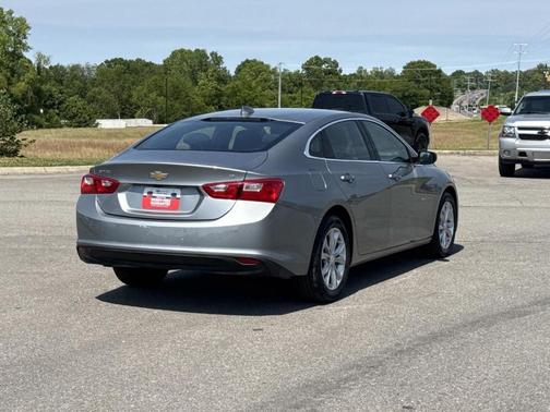 Sterling Gray Metallic 2024 Chevrolet Malibu LT W/1LT