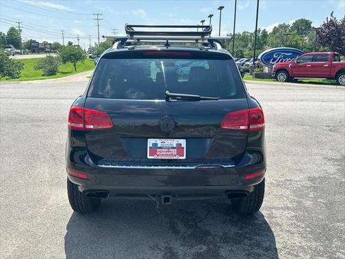 2014 Volkswagen Touareg 3.6L Sport