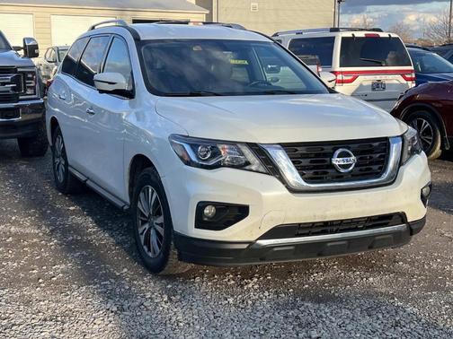 2019 Nissan Pathfinder SL