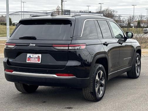 2023 Jeep Grand Cherokee 4xe Base