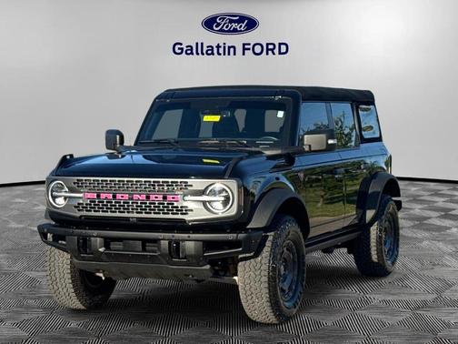 SHADOW BLACK 2025 Ford Bronco BADLANDS