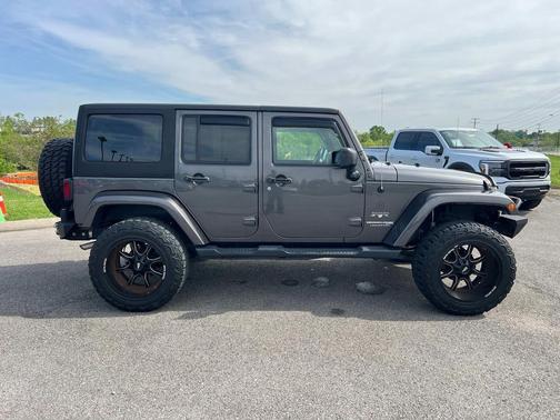 2018 Jeep Wrangler JK Unlimited Sahara