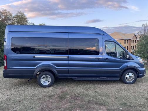 2025 Ford Transit-350 XLT