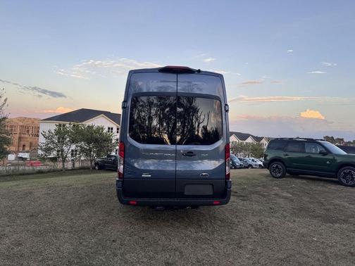 2025 Ford Transit-350 XLT
