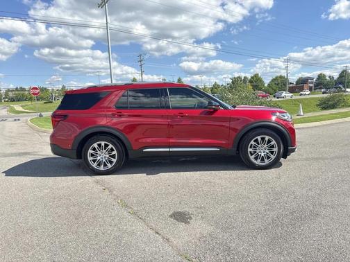 RAPID RED MET TINTED CC 2026 Ford Explorer PLATINUM