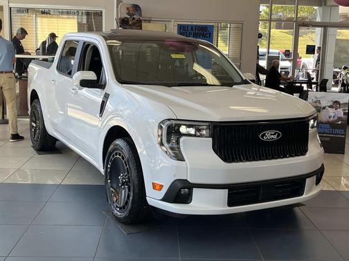 2025 Ford Maverick Lobo