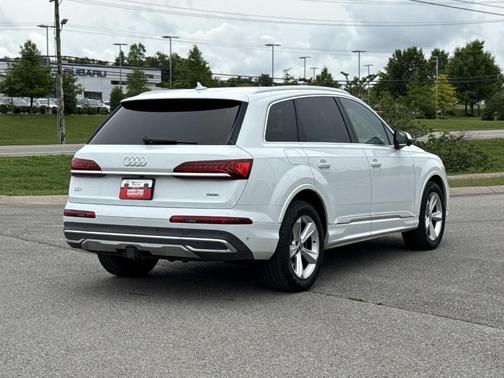 Glacier White Metallic 2021 Audi Q7 55 QUATTRO PREMIUM