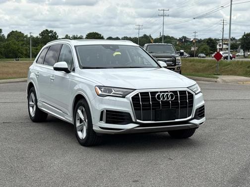 Glacier White Metallic 2021 Audi Q7 55 QUATTRO PREMIUM