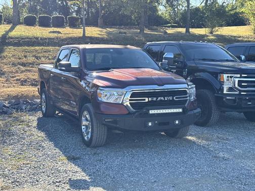 Delmonico Red Pearlcoat 2022 RAM 1500 BIG HORN/LONE STAR