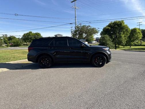 AGATE BLACK METALLIC 2024 Ford Explorer ST