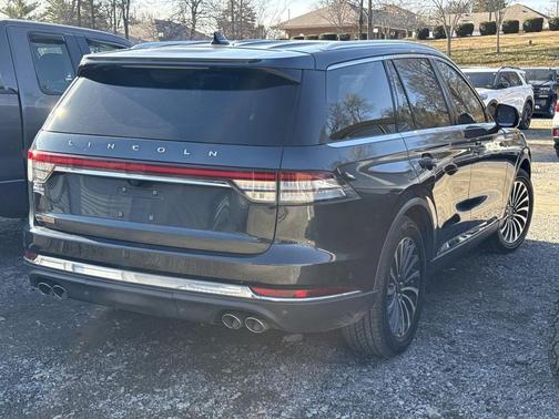 2022 Lincoln Aviator Reserve
