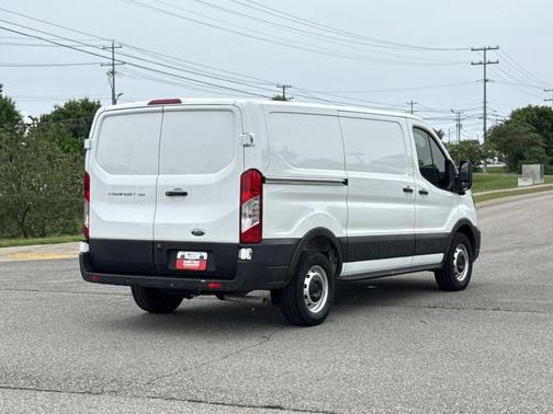 OXFORD WHITE 2025 Ford Transit-150 T150