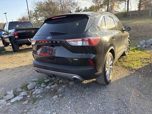 2021 Ford Escape Titanium