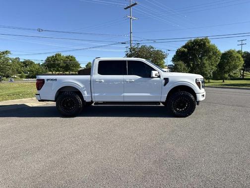 OXFORD WHITE 2024 Ford F-150 LARIAT