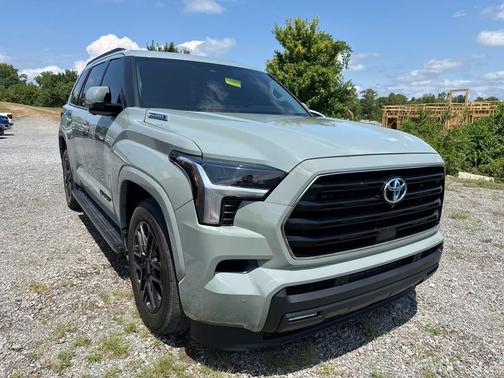 2023 Toyota Sequoia SR5