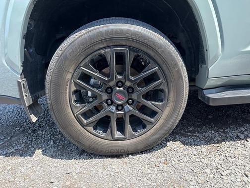 2023 Toyota Sequoia SR5