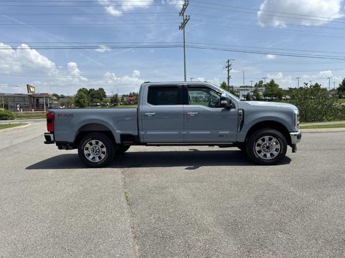 GLACIER GRAY 2024 Ford F-250 LARIAT