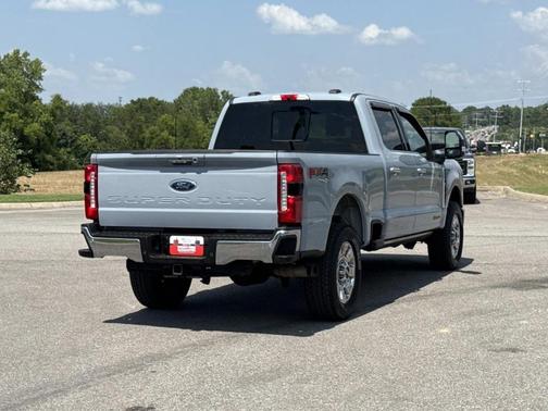 GLACIER GRAY 2024 Ford F-250 LARIAT